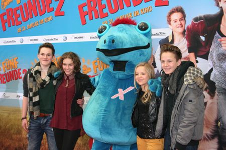 Premiere beim Cinemaxx Mnchen: Fnf Freunde und das Maskottchen der Cinemaxx Gruppe